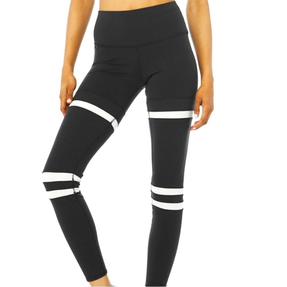 ALO YOGA High-Waist Legit Legging, Black/Bone, S